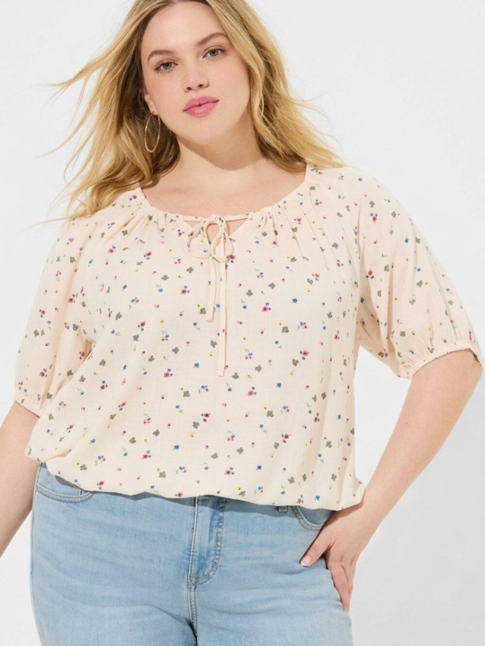 TORRID Plus Size Washable Crinkle Gauze Blouson Short Sleeve Crop Top Floral Bee